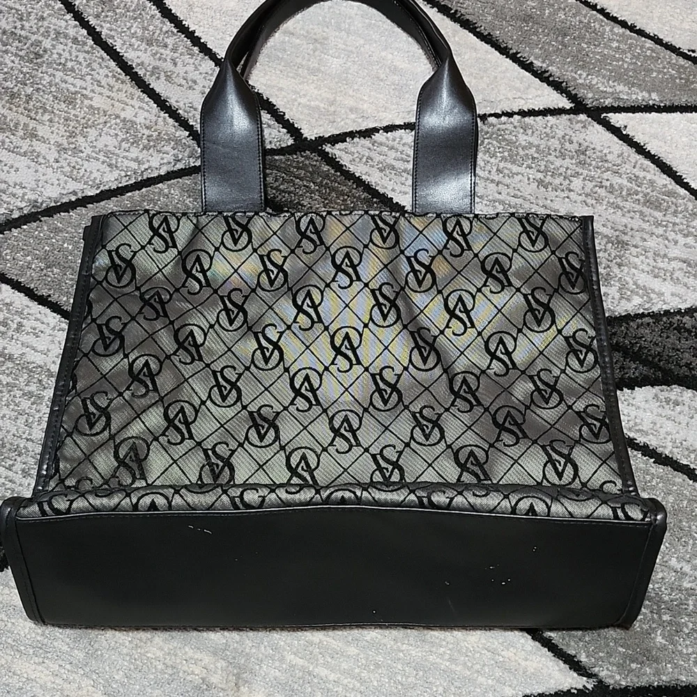 VICTORIA SECRET BLACK MONOGRAM MESH FAUX-LEATHER 2023 TOTE BAG - Picture 7 of 9